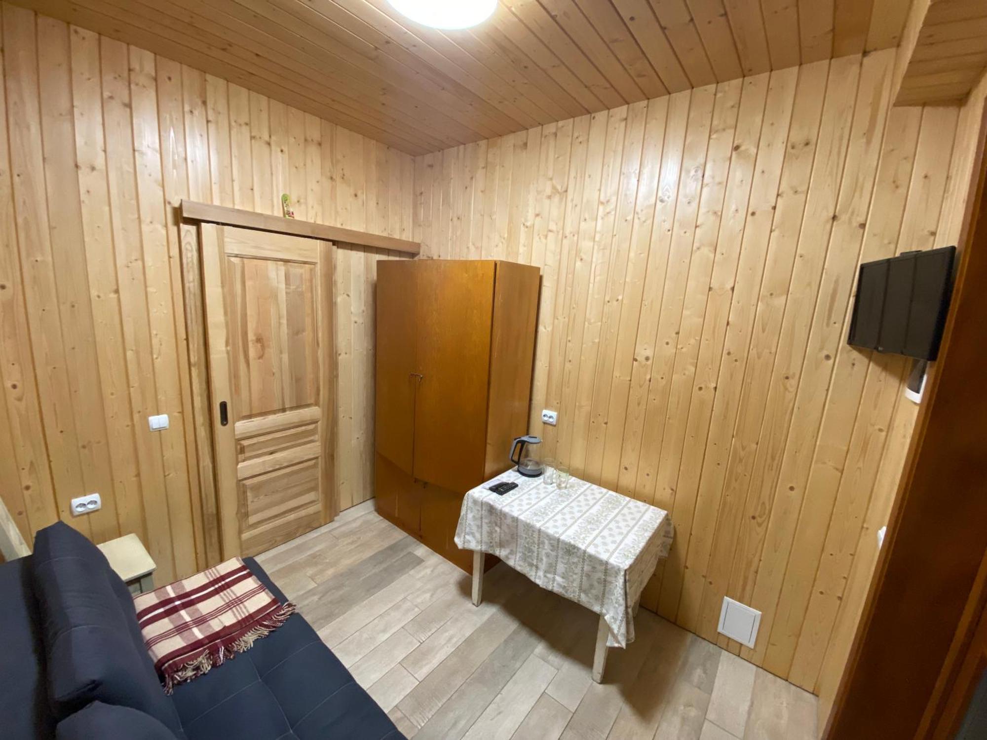 Садиба У Дохтора Відпочинок У Карпатах Golubinoye Exterior photo