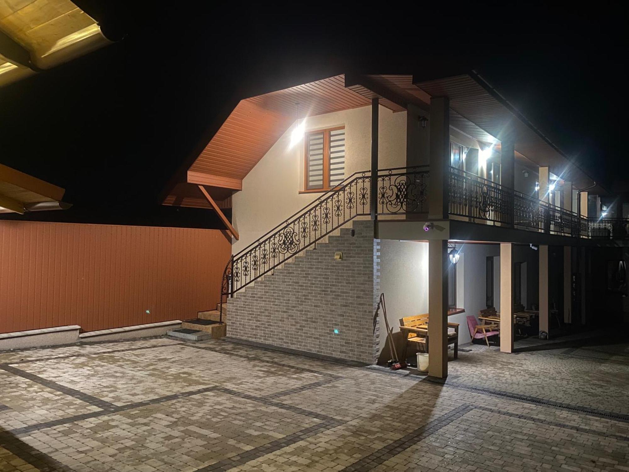 Садиба У Дохтора Відпочинок У Карпатах Golubinoye Exterior photo