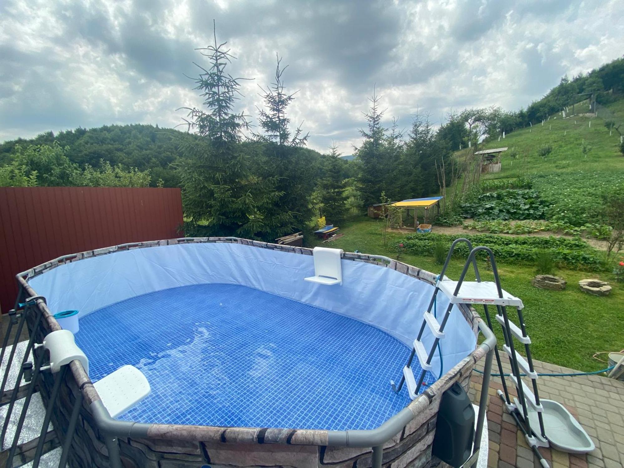 Садиба У Дохтора Відпочинок У Карпатах Golubinoye Exterior photo